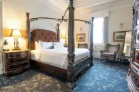 The Kentucky Castle Hotels in Versailles