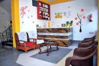 Binay Chapa Homestay in Jaldapara - Parking