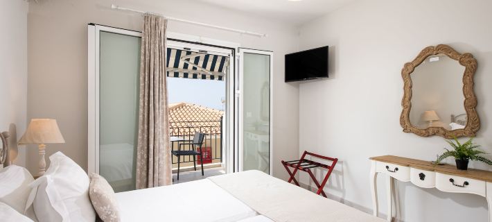 Barefoot Contessa Hotels in Kefallinia