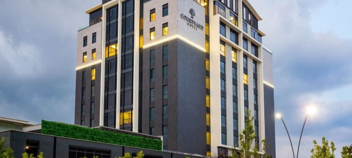 Courtyard Hotel Waterfall City Các khách sạn ở Midrand
