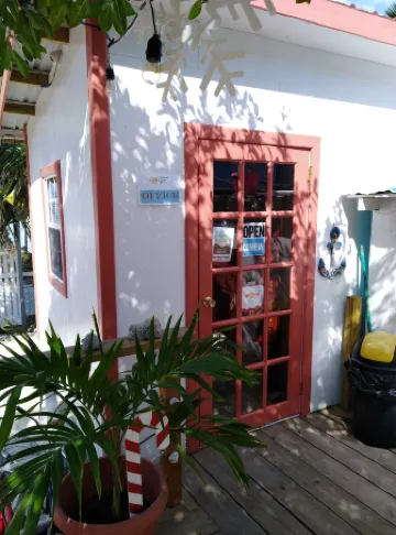 龍涎香日落酒店