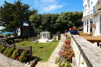 Marsham Court Hotel Hotels near Hengistbury Head Sandspit