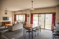 Cherry Lane Apartments