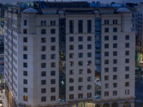 โรงแรมคราวน์ พลาซ่า มาดินะห์ บาย IHG โรงแรมในเมดินา