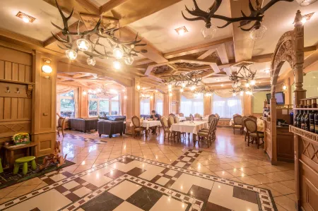 Hotel Diana Отели в г. Мартин