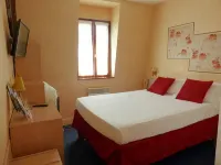 Belle Epoque Hotels in Chinon