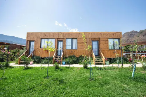 Izgen Bungalows