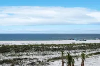 Pelican Roost E by Pristine Properties Vacation Rentals - ビーチサイド