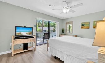 Cassine Gardens 273- Kwitcherbeachin'