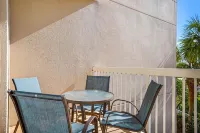 Summit at Tops'l 212