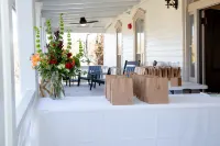 The Colonial Inn Hotels in Hillsborough