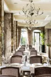 Swan River Hotel - breakfast