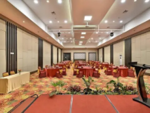 Travello Hotel Bandung Hotels in Cidadap