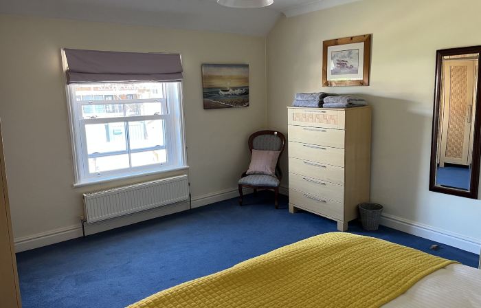 Seafront Sheringham 1 Bed Apt Sleeps 4 - 1Xdog