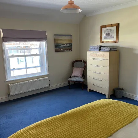 Seafront Sheringham 1 Bed Apt Sleeps 4 - 1Xdog