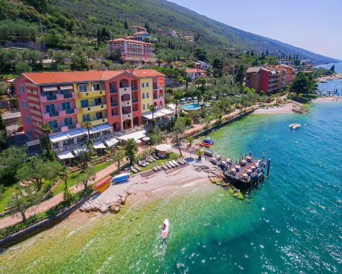 ベルフィオーレ パーク ホテル - アダルト オンリー ブレンゾーネ・スル・ガルダのホテル