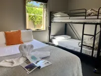 Cobb & Co Lodge Hotels in Queenscliff