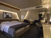 Boutique 25h by Eva Stay 018 Hotel a Niš