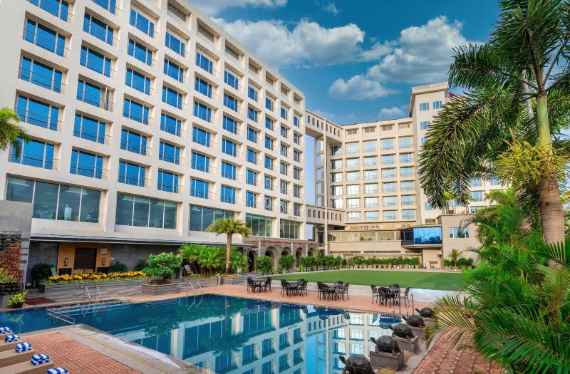 Express Inn the Business Luxury Hotel photo 5
