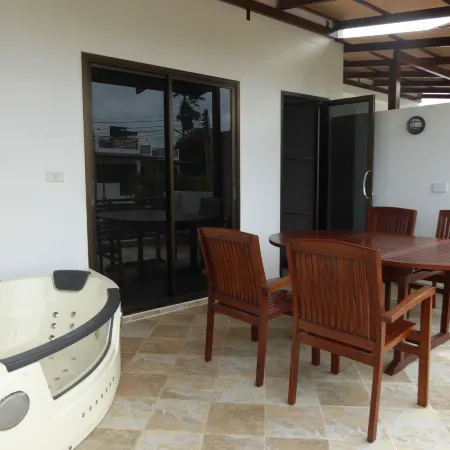 Oasis Garden & Pool Villa at VIP Resort