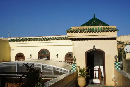 Riad les Remparts de Fès Отели в г. Фез