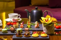 Burj on Bay Hotel - breakfast