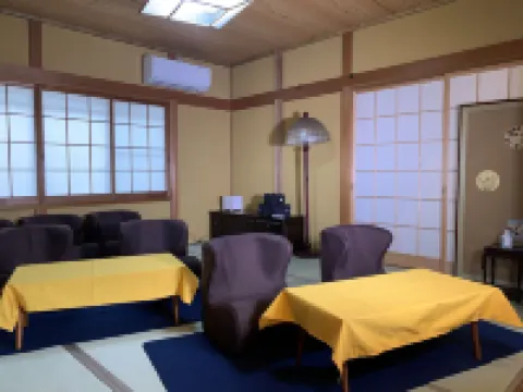 ギャラリーNICO 八尾のホテル