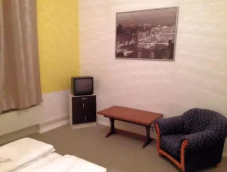 Pension I Отели рядом с достопримечательностью «Адлон»