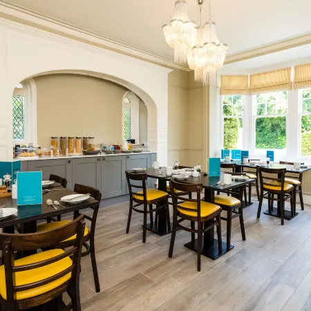 The Lawn Guest House Gatwick