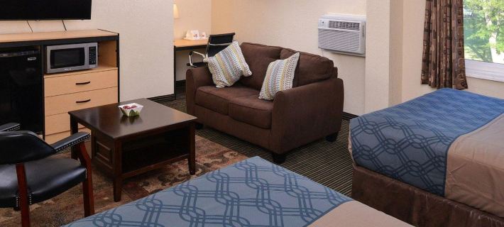 Econo Lodge Rochester I-90 & I-390 Hotels in Monroe County