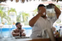The Placencia - bar