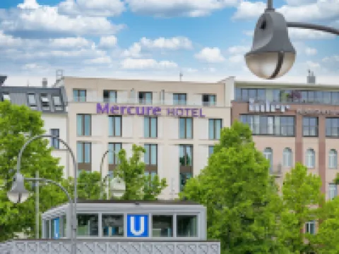 โรงแรมเมอร์เคียว เบอร์ลิน วิตเทินแบร์กพลัทซ์ โรงแรมในเบอร์ลิน