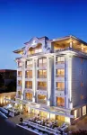 La Boutique Hotel & Suites