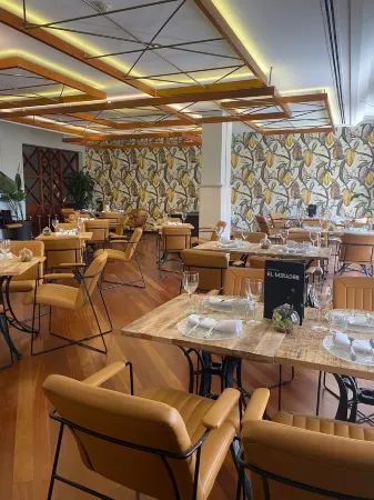 Hotel Alicante Golf Отели в г. Сан-Хуан-де-Аликанте