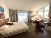 Businesshotel Lux Hotels near Littau
