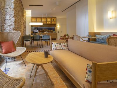 Port Plaza Apartments