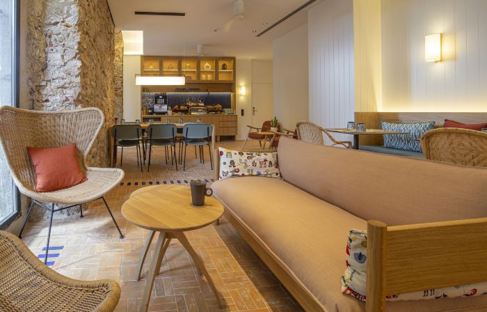 Port Plaza Apartments