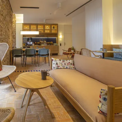 Port Plaza Apartments Hotels near National Archaeological Museum of Tarragona