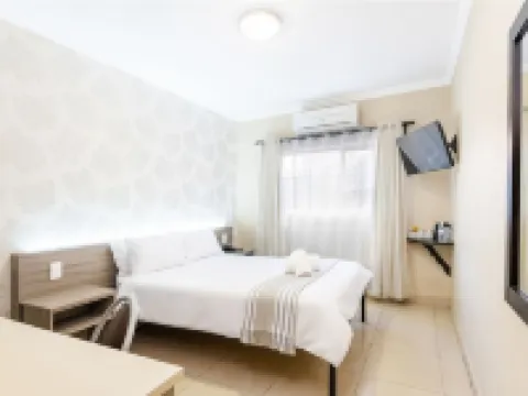 アワス シティ ホテル ウィントフークのホテル