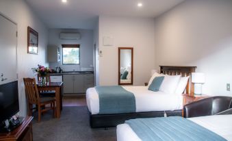Carrick Lodge Motel