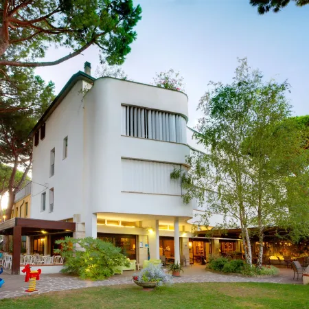 Hotel Columbia