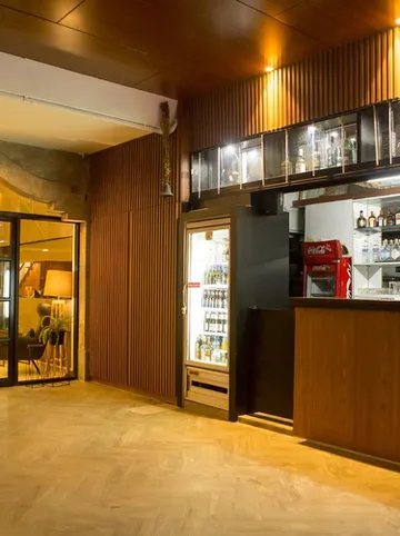 รูปภาพของโรงแรมแม็กซิมส์อินน์