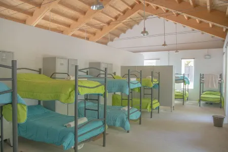 Albergue A Fábrica da Luz - Hostel Отели в г. Cerreda