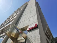 Xpress by Smallville Hotels in der Nähe von Kirchen von Harissa