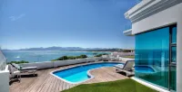 Sea Star Cliff Hotels in De Kelders