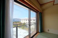 Hotel Green Plaza Hakone - Mountain view