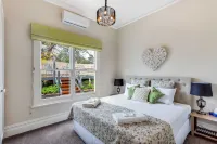 Grandview Accommodation - the Flaxley Apartments