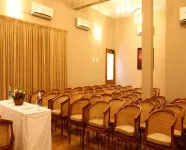 Hanu Reddy Residences Poes Garden