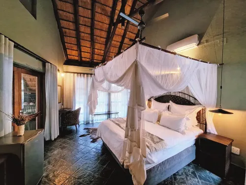 La Lechere Guest House - Pool