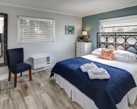 May-Dee Suites in Florida Hotels in Hollywood